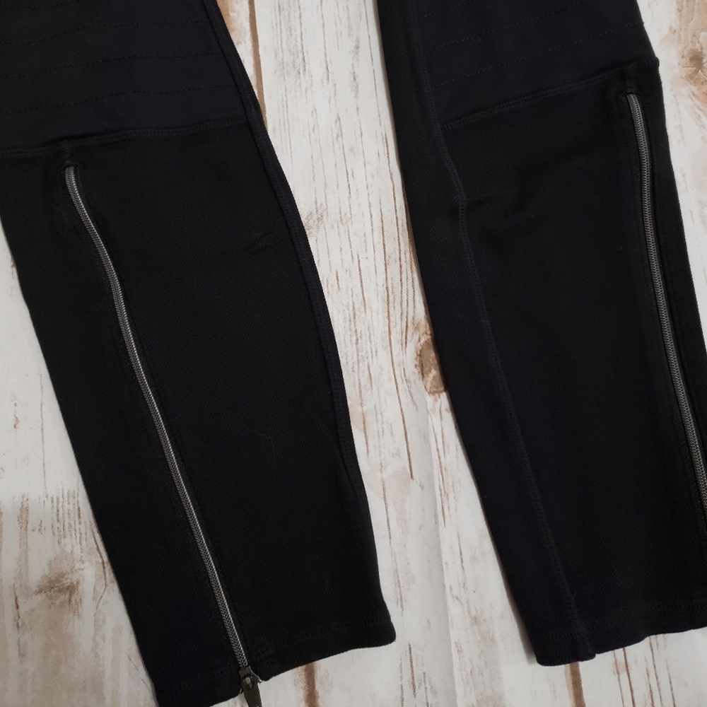 Athleta • Black Trailsetter Ponte Moto Stretch Pant size 2 - Picture 5 of 8